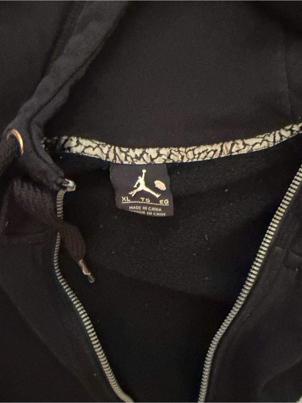 Men’s Air Jordan Hoodie XL, Black - Picture 3 of 5